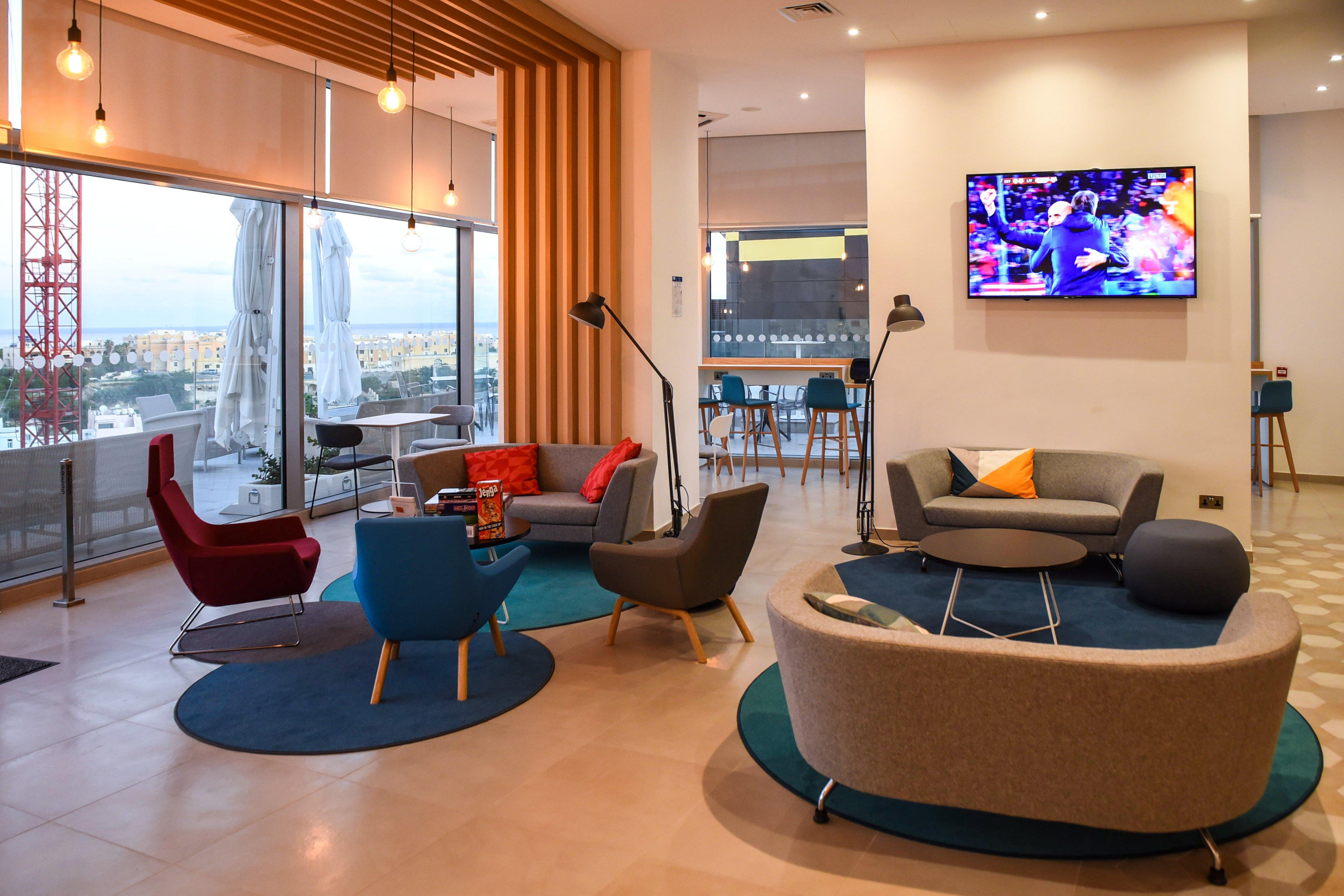 Holiday Inn Express - Malta By Ihg Saint Julian's Ngoại thất bức ảnh
