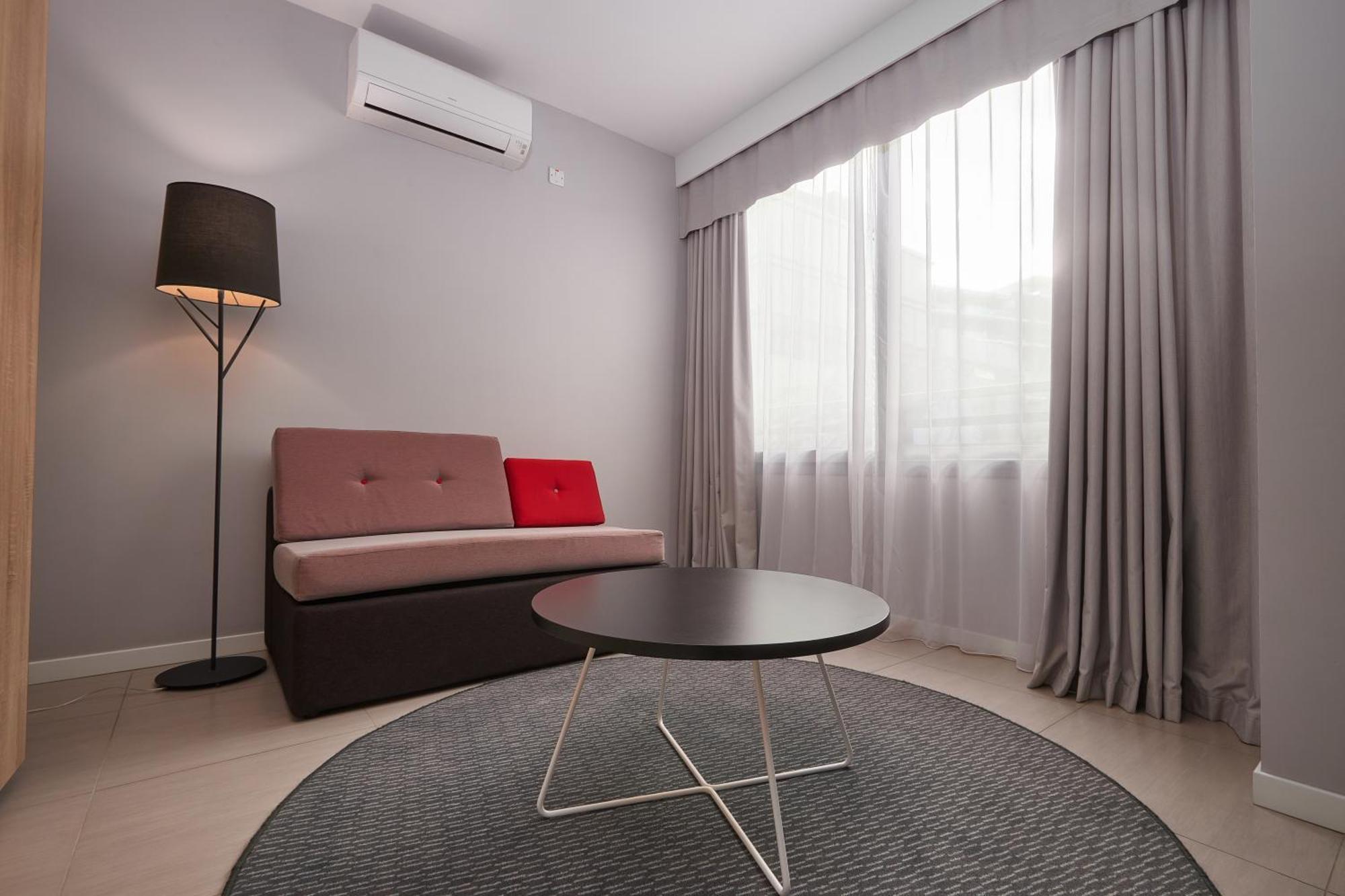 Holiday Inn Express - Malta By Ihg Saint Julian's Ngoại thất bức ảnh