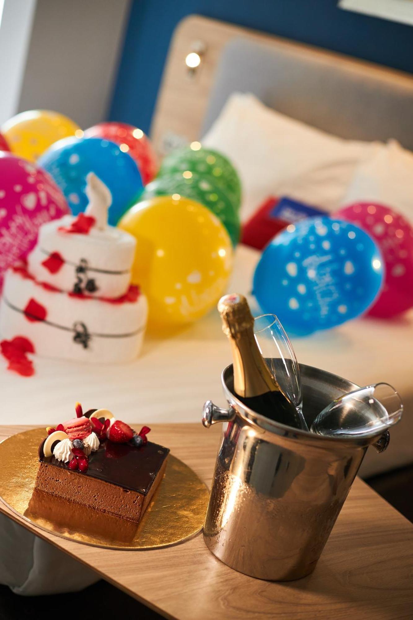 Holiday Inn Express - Malta By Ihg Saint Julian's Ngoại thất bức ảnh