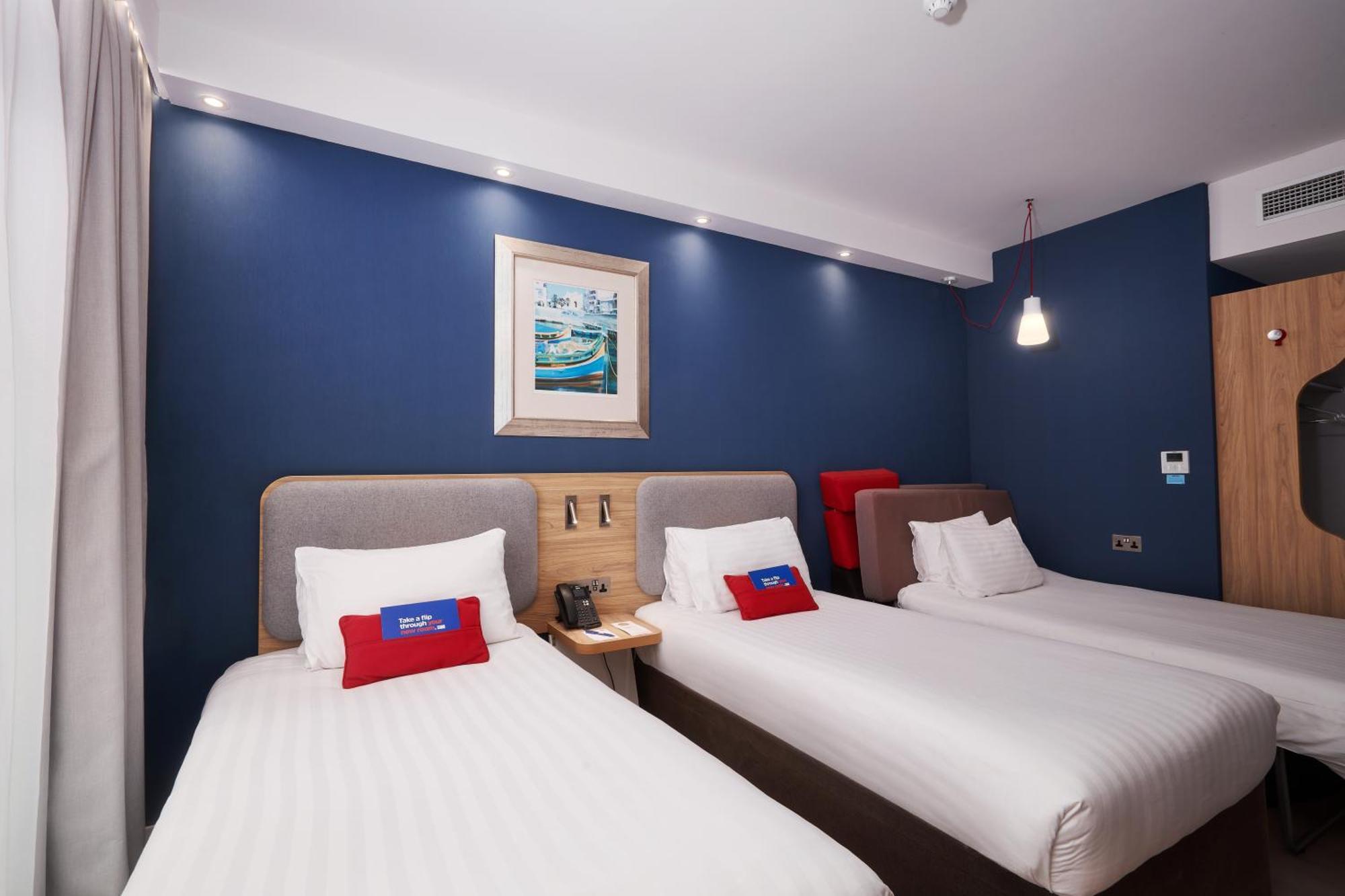 Holiday Inn Express - Malta By Ihg Saint Julian's Ngoại thất bức ảnh