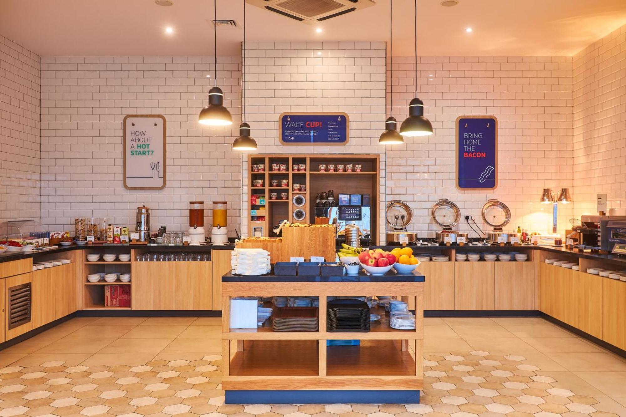 Holiday Inn Express - Malta By Ihg Saint Julian's Ngoại thất bức ảnh
